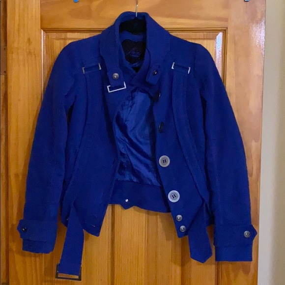 Blue Jacket - Picture 3 of 7